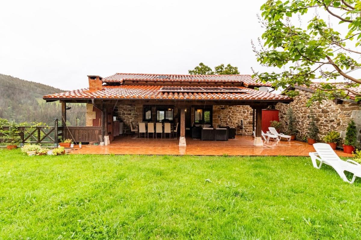 Casa De Pueblo Las Golondrinas De Luena San Miguel de Luena Exterior foto
