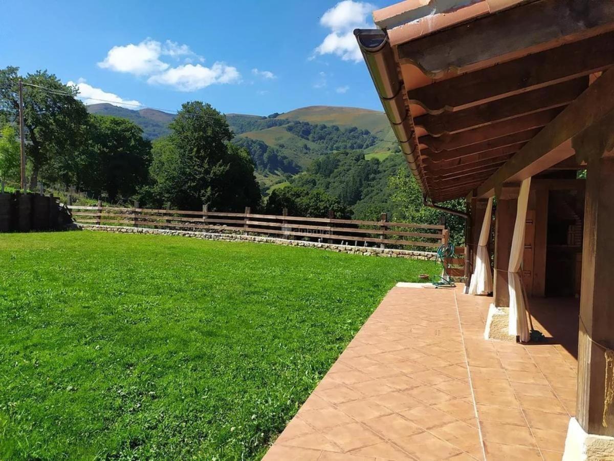 Casa De Pueblo Las Golondrinas De Luena San Miguel de Luena Exterior foto